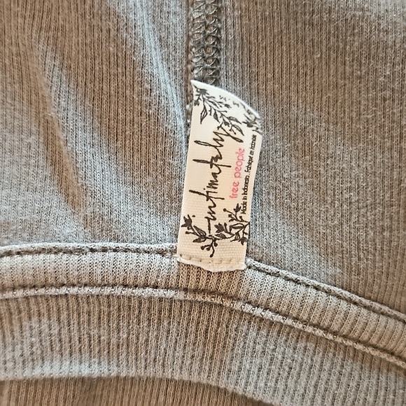 Free People Intimately Movement Women  U neck Tank Top T-shirt Size M - Picture 8 of 11